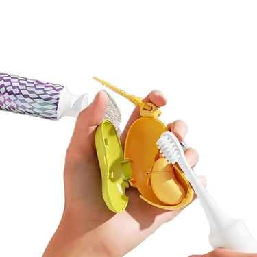BananaBrush™ Travel Toothbrush Cap
